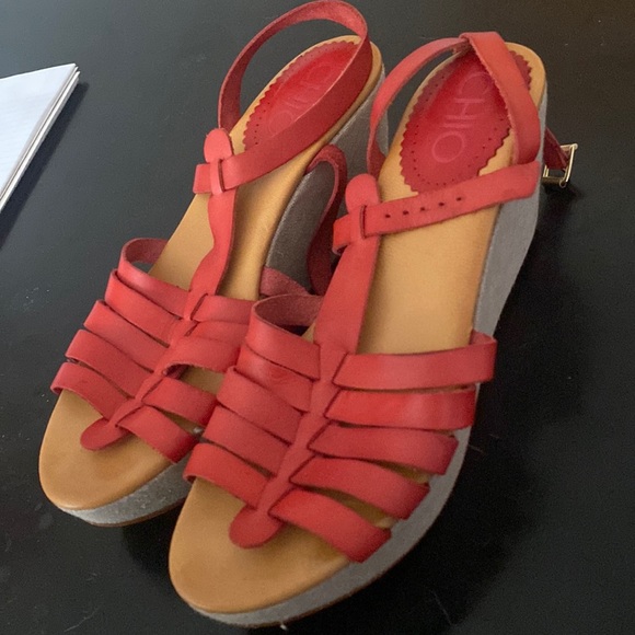 chio Shoes - Red Chio wedges